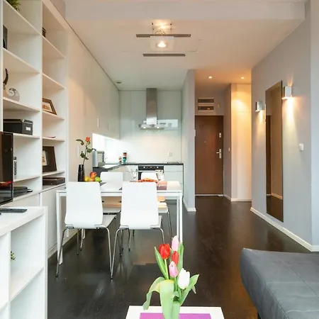 公寓 Secret Charm Fully Equipped With Balcony
