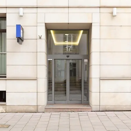 Secret Charm Fully Equipped With Balcony Краков